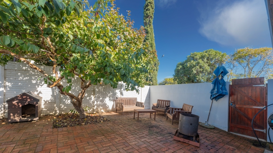 5 Bedroom Property for Sale in Bredasdorp Western Cape